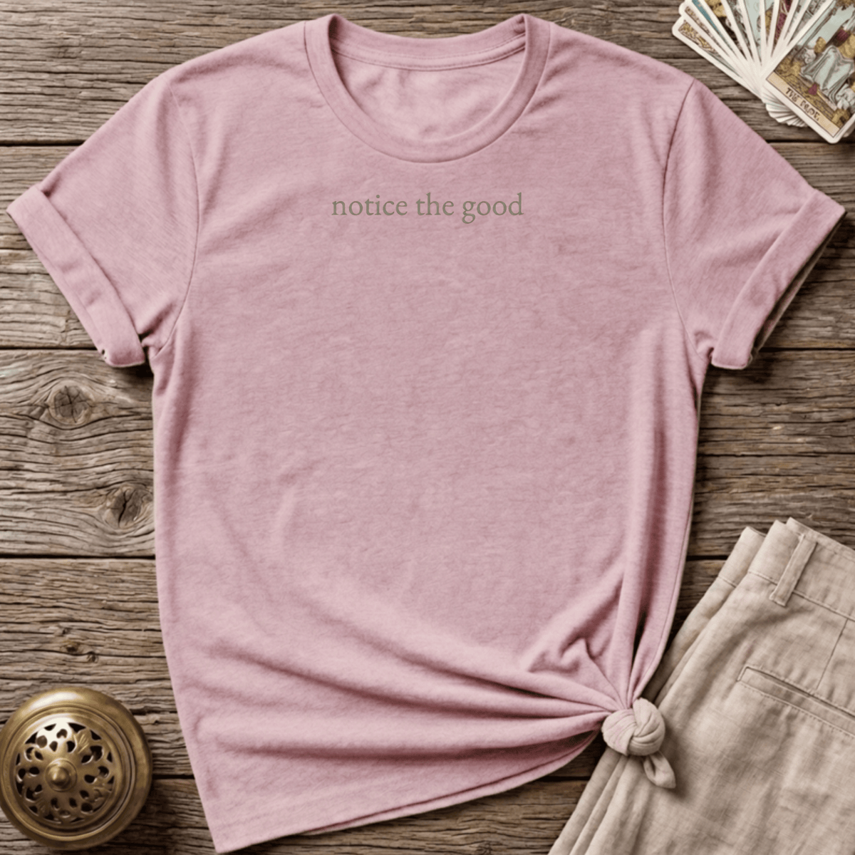 One Who Notices Good T-shirt - Light Pink