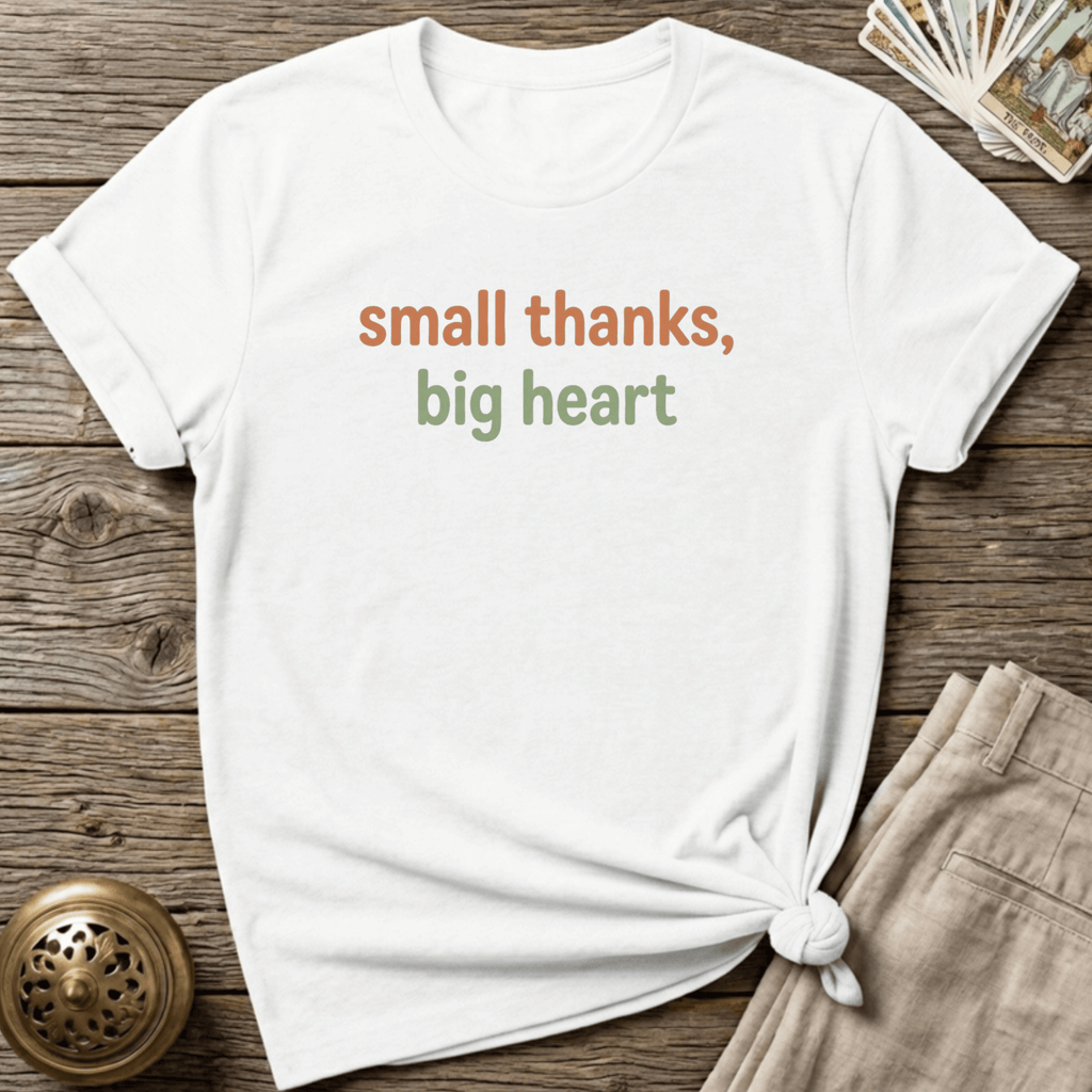 Small Thanks, Big Heart T-shirt - White